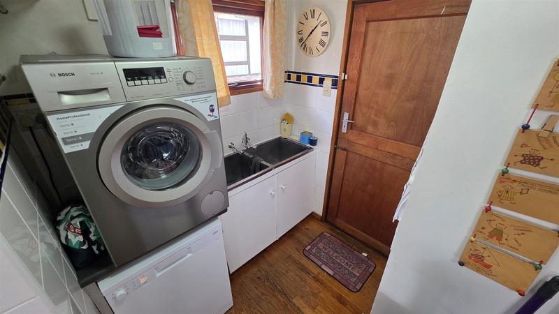 4 Bedroom Property for Sale in Klein Brak Western Cape